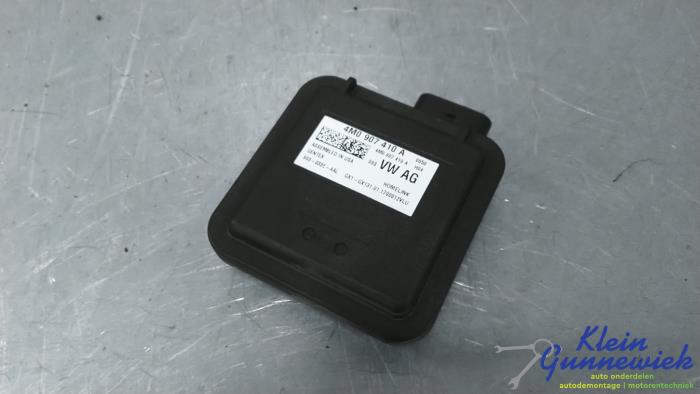 Usagé Ordinateur divers Porsche Panamera Prix € 173,00 Règlement à la marge proposé par Klein Gunnewiek Autodemontage & Motorentechniek