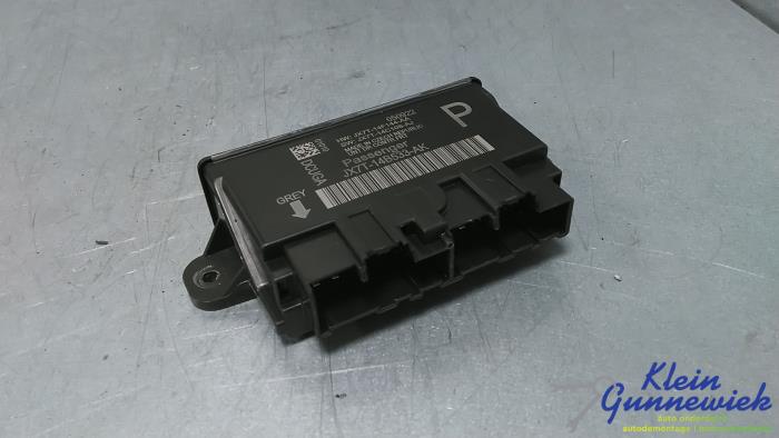 Używane Modul centralnego zamka Ford Focus Cena € 25,00 Procedura marży oferowane przez Klein Gunnewiek Autodemontage & Motorentechniek