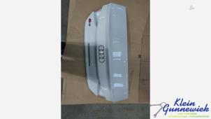 Begagnade Bagagelucka Audi S5 Pris € 295,00 Marginaltabell erbjuds av Klein Gunnewiek Autodemontage & Motorentechniek