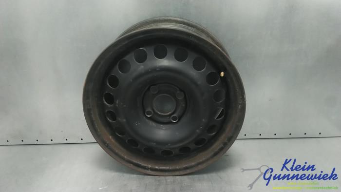 Gebrauchte Felge Opel Agila Preis € 17,00 Margenregelung angeboten von Klein Gunnewiek Autodemontage & Motorentechniek