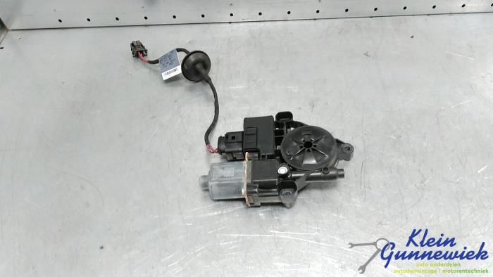 Usados Motor de ventanilla de puerta Audi S5 Precio € 43,00 Norma de margen ofrecido por Klein Gunnewiek Autodemontage & Motorentechniek
