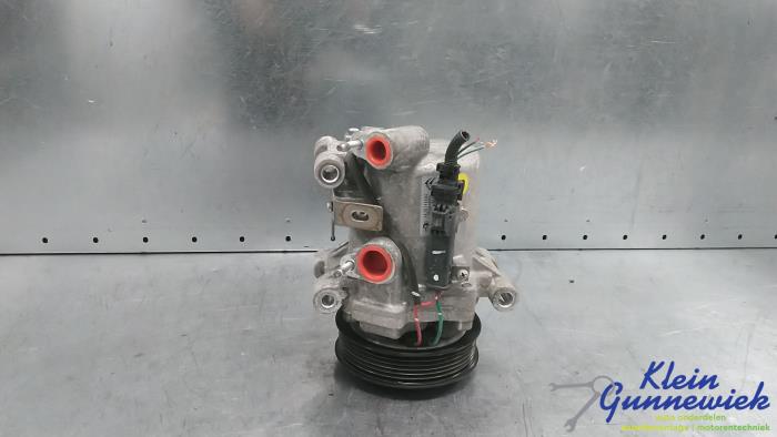 Usagé Pompe clim Opel Vivaro Prix € 149,00 Règlement à la marge proposé par Klein Gunnewiek Autodemontage & Motorentechniek