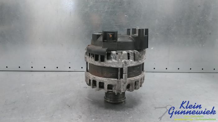 Begagnade Dynamo Renault Megane Pris € 110,00 Marginaltabell erbjuds av Klein Gunnewiek Autodemontage & Motorentechniek