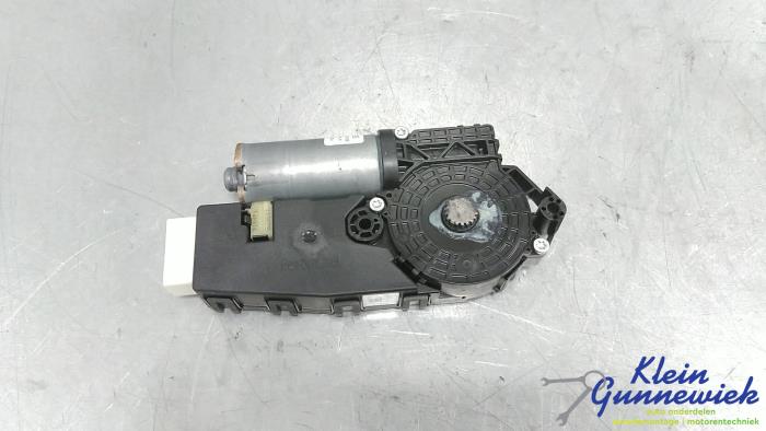 Używane Silnik szyberdachu Mercedes C-Klasse Cena € 145,00 Procedura marży oferowane przez Klein Gunnewiek Autodemontage & Motorentechniek