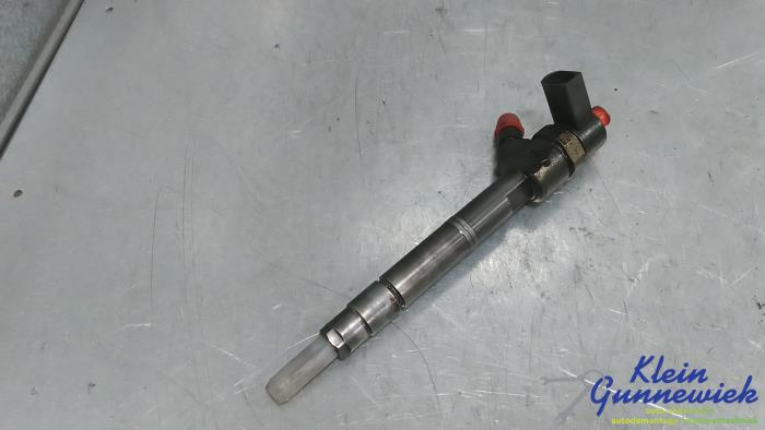Usagé Injecteurs Mercedes C-Klasse Prix € 44,00 Règlement à la marge proposé par Klein Gunnewiek Autodemontage & Motorentechniek