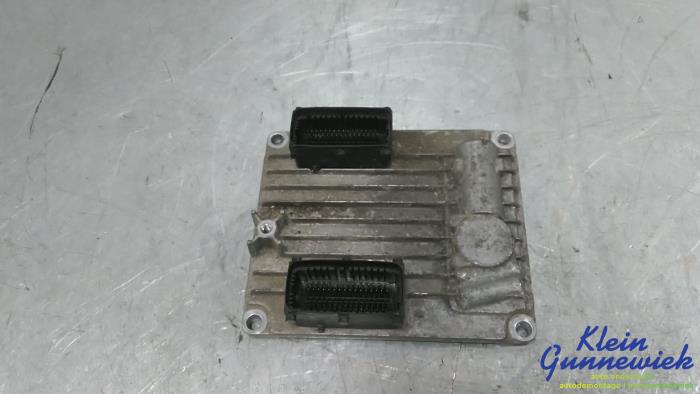 Injection computer Opel Vectra - 55351342 Z22YH