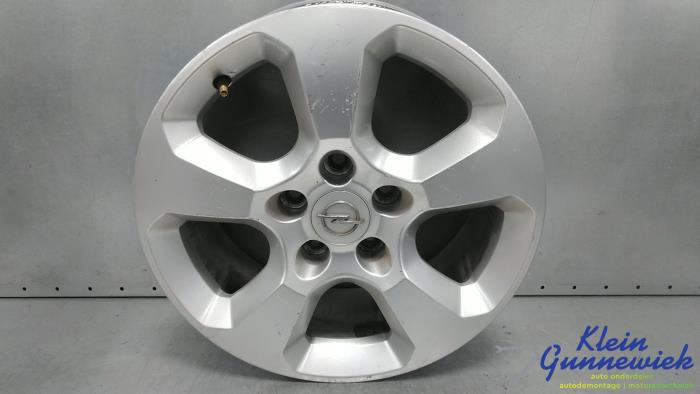 Używane Obrecz Opel Astra Cena € 23,00 Procedura marży oferowane przez Klein Gunnewiek Autodemontage & Motorentechniek
