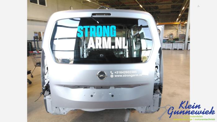 Używane Tylna klapa Opel Combo Cena € 995,00 Procedura marży oferowane przez Klein Gunnewiek Autodemontage & Motorentechniek