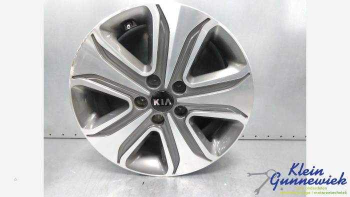 Używane Obrecz Kia Optima Cena € 159,00 Procedura marży oferowane przez Klein Gunnewiek Autodemontage & Motorentechniek