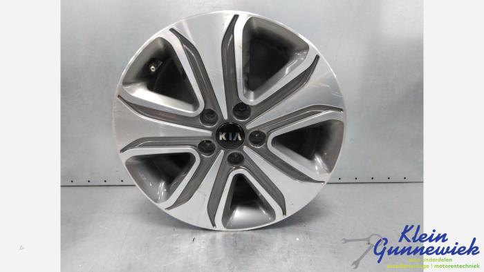 Używane Obrecz Kia Optima Cena € 159,00 Procedura marży oferowane przez Klein Gunnewiek Autodemontage & Motorentechniek