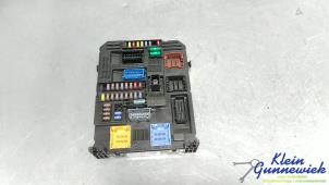 Usagé Boîte à fusibles Opel Combo Prix € 95,00 Règlement à la marge proposé par Klein Gunnewiek Autodemontage & Motorentechniek