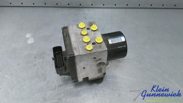 Begagnade ABS-pump Volkswagen Passat Pris € 21,00 Marginaltabell erbjuds av Klein Gunnewiek Autodemontage & Motorentechniek
