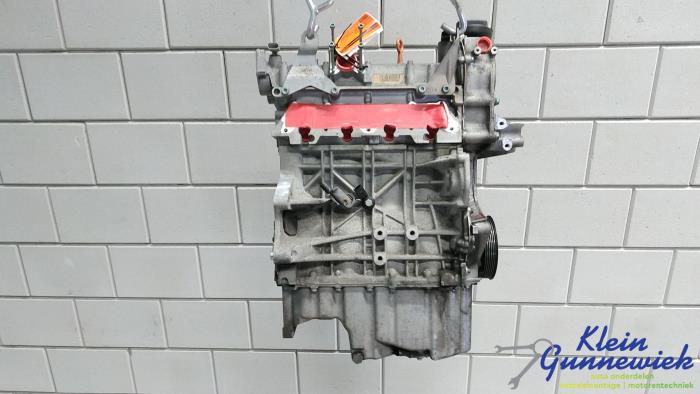 Motor van een Volkswagen Golf 2004