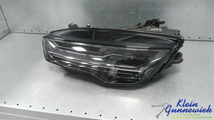 Używane Reflektor lewy Audi RS7 Cena € 1.175,00 Procedura marży oferowane przez Klein Gunnewiek Autodemontage & Motorentechniek