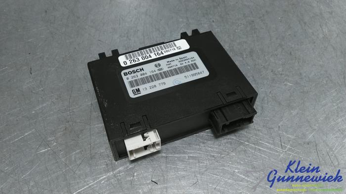 Begagnade PDC-modul Opel Astra Pris € 19,00 Marginaltabell erbjuds av Klein Gunnewiek Autodemontage & Motorentechniek