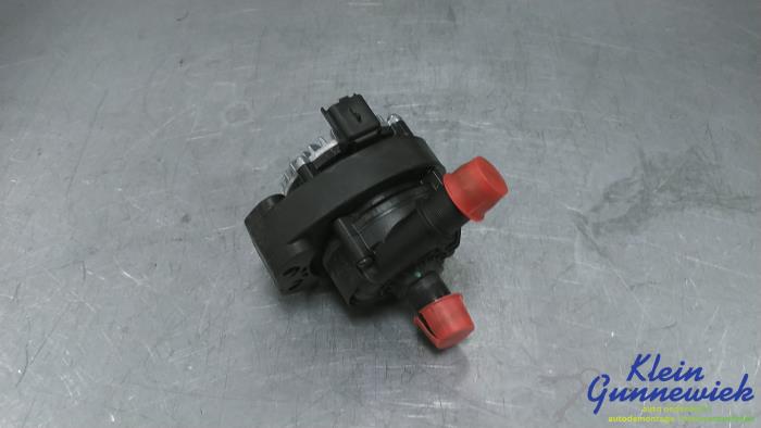 Begagnade Vattenpump Renault Arkana Pris € 125,00 Marginaltabell erbjuds av Klein Gunnewiek Autodemontage & Motorentechniek