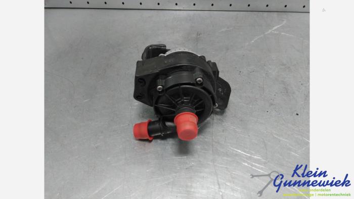 Begagnade Vattenpump Renault Arkana Pris € 107,00 Marginaltabell erbjuds av Klein Gunnewiek Autodemontage & Motorentechniek