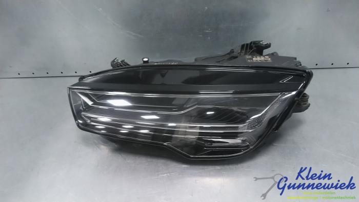 Używane Reflektor lewy Audi RS7 Cena € 1.175,00 Procedura marży oferowane przez Klein Gunnewiek Autodemontage & Motorentechniek
