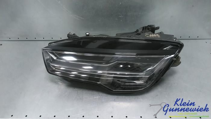 Używane Reflektor lewy Audi RS7 Cena € 1.175,00 Procedura marży oferowane przez Klein Gunnewiek Autodemontage & Motorentechniek