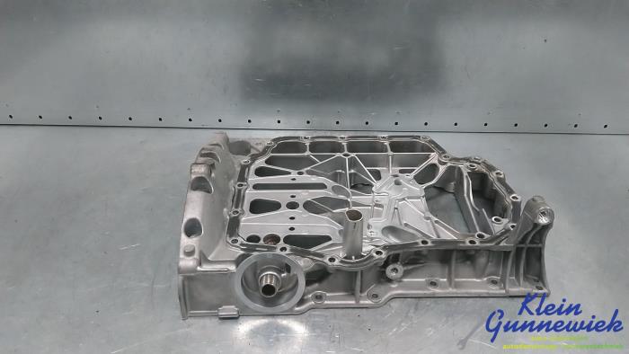 Used Sump Volkswagen Jetta Price € 85,00 Margin scheme offered by Klein Gunnewiek Autodemontage & Motorentechniek