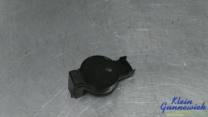Begagnade Regnsensor Mercedes Vito Pris € 49,00 Marginaltabell erbjuds av Klein Gunnewiek Autodemontage & Motorentechniek