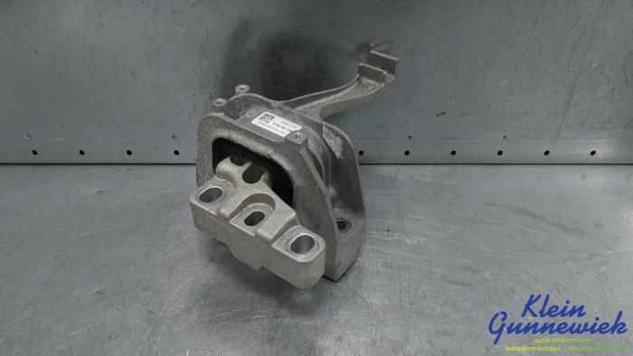 Usagé Support moteur Volkswagen T-Roc Prix € 65,00 Règlement à la marge proposé par Klein Gunnewiek Autodemontage & Motorentechniek