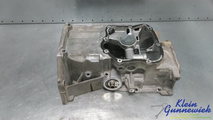 Gebrauchte Ölwanne Dacia Duster Preis € 58,00 Margenregelung angeboten von Klein Gunnewiek Autodemontage & Motorentechniek