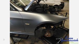 Used Front wing, left BMW 3-Serie Price € 75,00 Margin scheme offered by Klein Gunnewiek Autodemontage & Motorentechniek