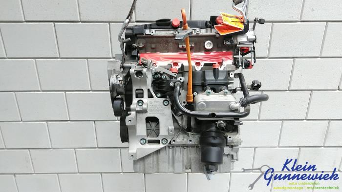 Engine Volkswagen Passat - 06F100032MX BLX