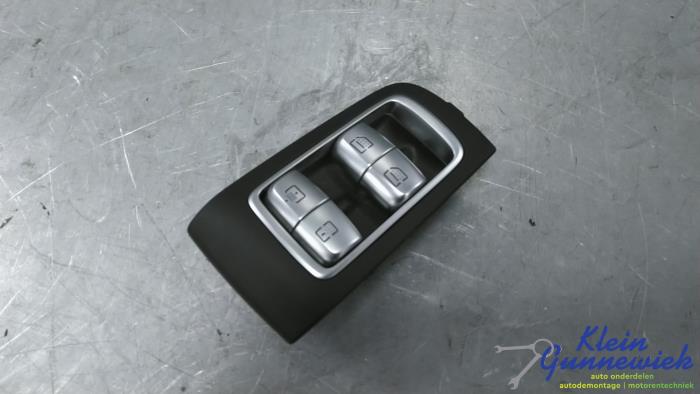 Używane Przelacznik combi okienny Mercedes S-Klasse Cena € 50,00 Procedura marży oferowane przez Klein Gunnewiek Autodemontage & Motorentechniek