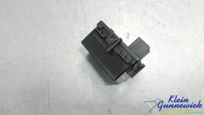 Usagé Ordinateur divers Audi A6 Prix € 20,00 Règlement à la marge proposé par Klein Gunnewiek Autodemontage & Motorentechniek