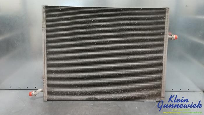 Used Radiator Mercedes S-Klasse Price € 275,00 Margin scheme offered by Klein Gunnewiek Autodemontage & Motorentechniek