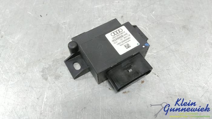 Usagé Module pompe carburant Audi A6 Prix € 29,00 Règlement à la marge proposé par Klein Gunnewiek Autodemontage & Motorentechniek