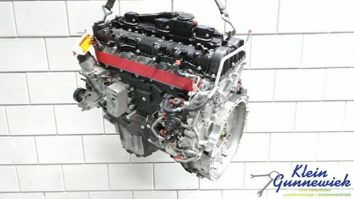 Używane Silnik Mercedes S-Klasse Cena € 5.495,00 Procedura marży oferowane przez Klein Gunnewiek Autodemontage & Motorentechniek