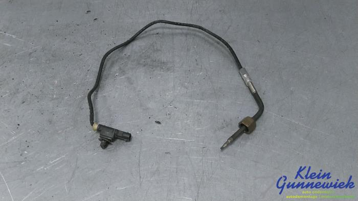 Używane Czujnik temperatury spalin Mercedes B-Klasse Cena € 35,00 Procedura marży oferowane przez Klein Gunnewiek Autodemontage & Motorentechniek