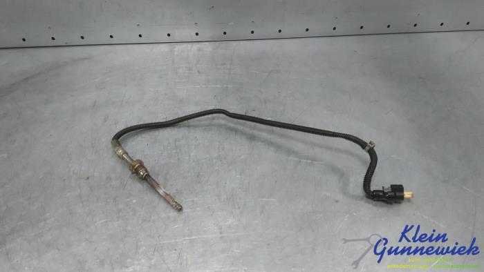 Usagé Sensor température d’échappement Mercedes S-Klasse Prix € 41,00 Règlement à la marge proposé par Klein Gunnewiek Autodemontage & Motorentechniek