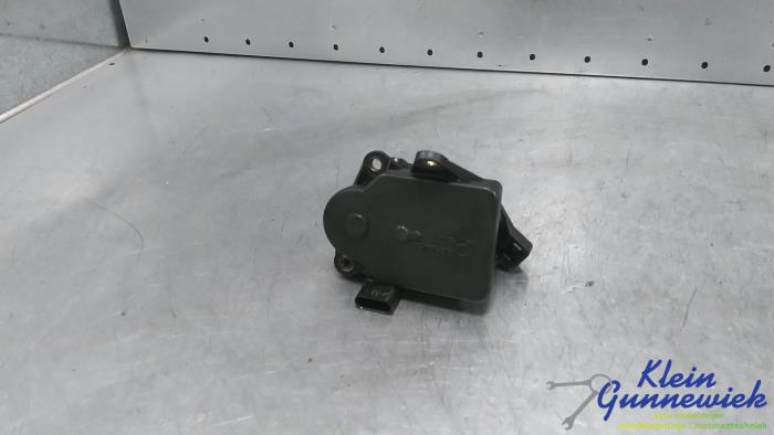 Begagnade Vortexventilmotor Mercedes S-Klasse Pris € 63,00 Marginaltabell erbjuds av Klein Gunnewiek Autodemontage & Motorentechniek