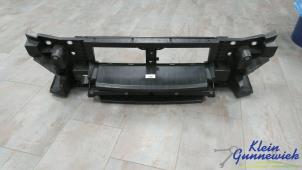 Begagnade Front Iveco New Daily Pris € 350,00 Marginaltabell erbjuds av Klein Gunnewiek Autodemontage & Motorentechniek