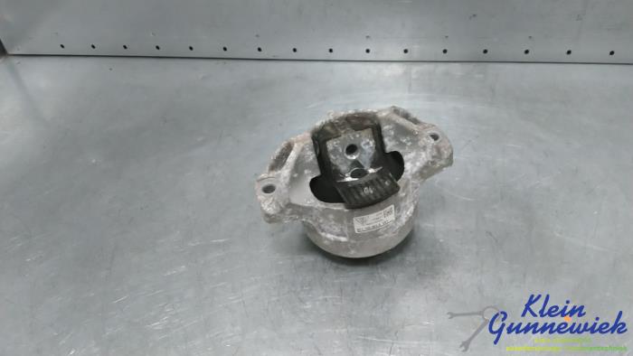 Usagé Support moteur Porsche Panamera Prix € 117,00 Règlement à la marge proposé par Klein Gunnewiek Autodemontage & Motorentechniek