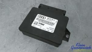 Usados Módulo de freno de mano Audi A4 Precio € 40,00 Norma de margen ofrecido por Klein Gunnewiek Autodemontage & Motorentechniek