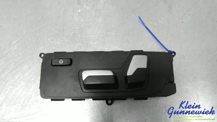 Używane Przelacznik BMW 4-Serie Cena € 115,00 Procedura marży oferowane przez Klein Gunnewiek Autodemontage & Motorentechniek