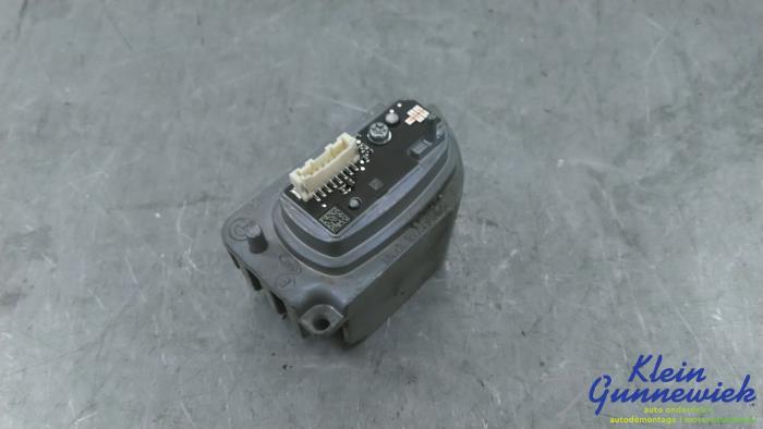 Używane Lampa LED BMW 5-Serie Cena € 125,00 Procedura marży oferowane przez Klein Gunnewiek Autodemontage & Motorentechniek