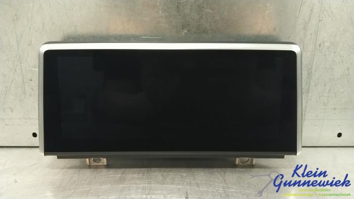 Begagnade Innerdisplay BMW X1 Pris € 432,00 Marginaltabell erbjuds av Klein Gunnewiek Autodemontage & Motorentechniek