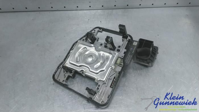 Używane Mechatroniczny Volkswagen E-Golf Cena € 359,00 Procedura marży oferowane przez Klein Gunnewiek Autodemontage & Motorentechniek