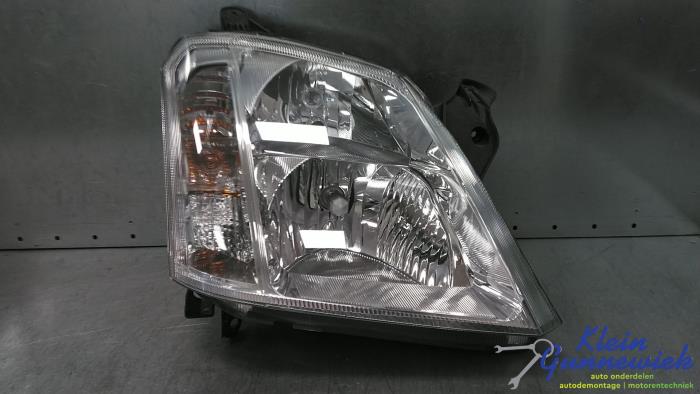 Używane Reflektor prawy Opel Meriva Cena € 50,00 Procedura marży oferowane przez Klein Gunnewiek Autodemontage & Motorentechniek