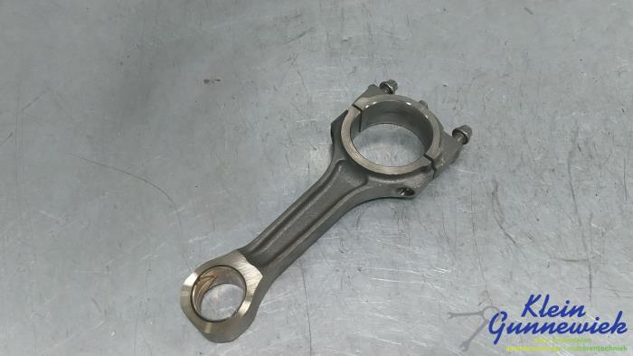 Używane Korbowód Ford Transit Cena € 51,00 Procedura marży oferowane przez Klein Gunnewiek Autodemontage & Motorentechniek