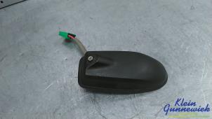 Begagnade GPS-antenn Kia Picanto Pris € 75,00 Marginaltabell erbjuds av Klein Gunnewiek Autodemontage & Motorentechniek