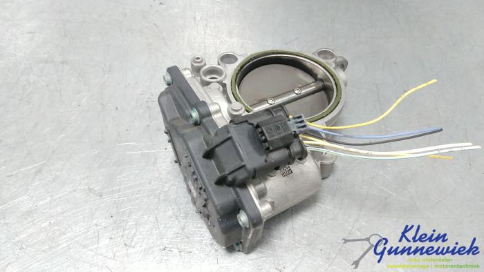 Usagé Boitier papillon BMW 5-Série Prix € 20,00 Règlement à la marge proposé par Klein Gunnewiek Autodemontage & Motorentechniek