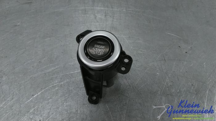 Używane Przelacznik Start/Stop Kia Picanto Cena € 50,00 Procedura marży oferowane przez Klein Gunnewiek Autodemontage & Motorentechniek