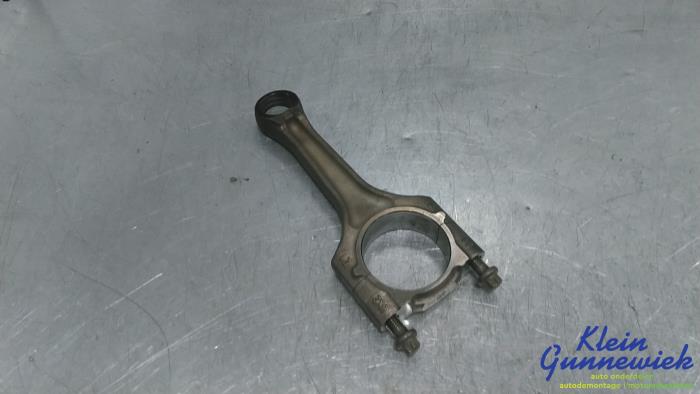 Usados Biela Volkswagen Golf Precio € 89,00 Norma de margen ofrecido por Klein Gunnewiek Autodemontage & Motorentechniek